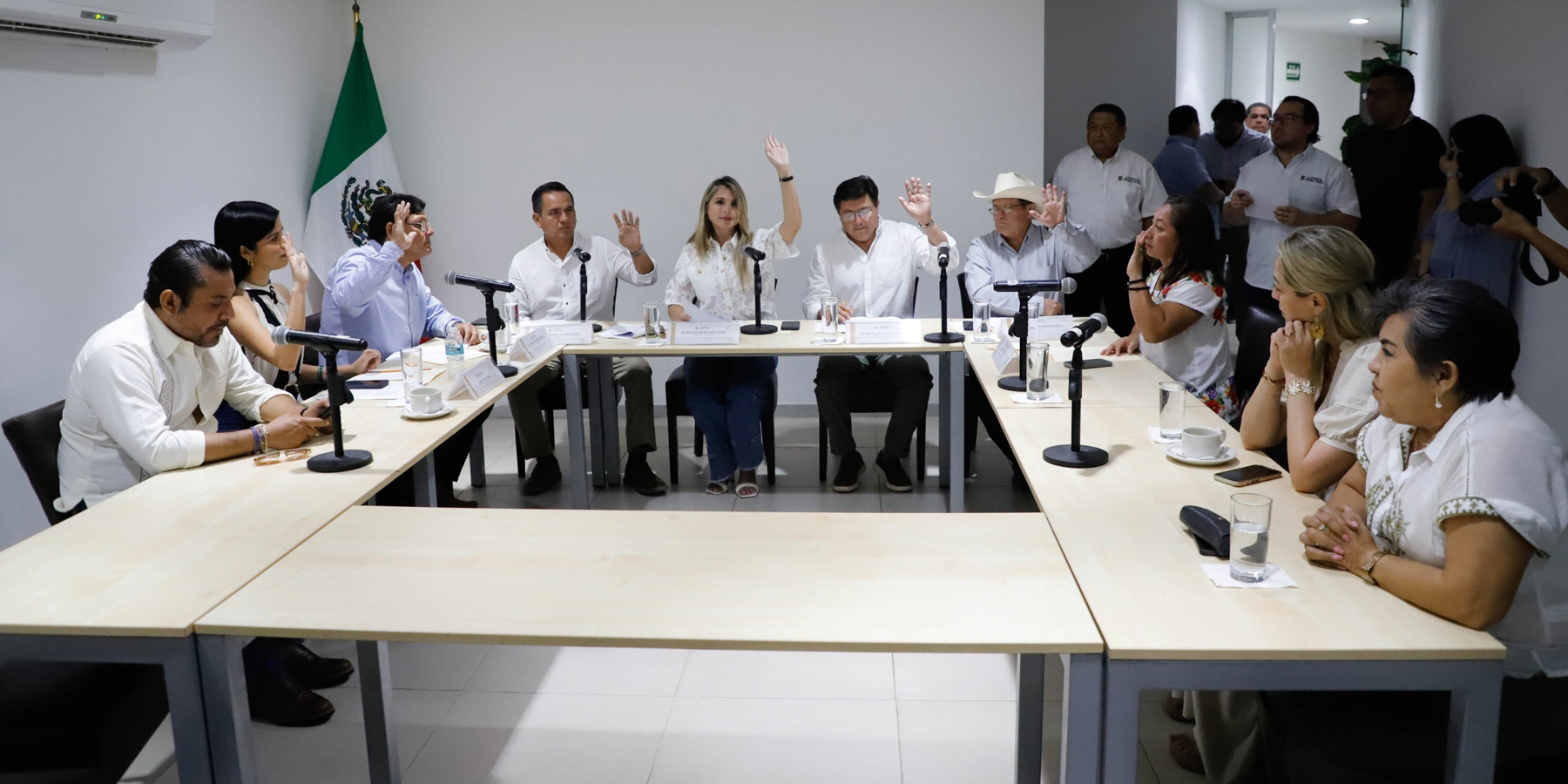 Comisión de Vigilancia aprueba la lista de aspirantes que cumplen los requisitos para ocupar la titularidad del Órgano de Control Interno del Tribunal de Justicia Administrativa